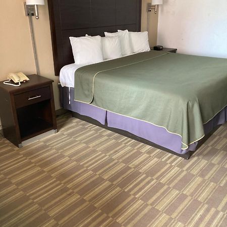 Americas Best Value Inn Clute Esterno foto