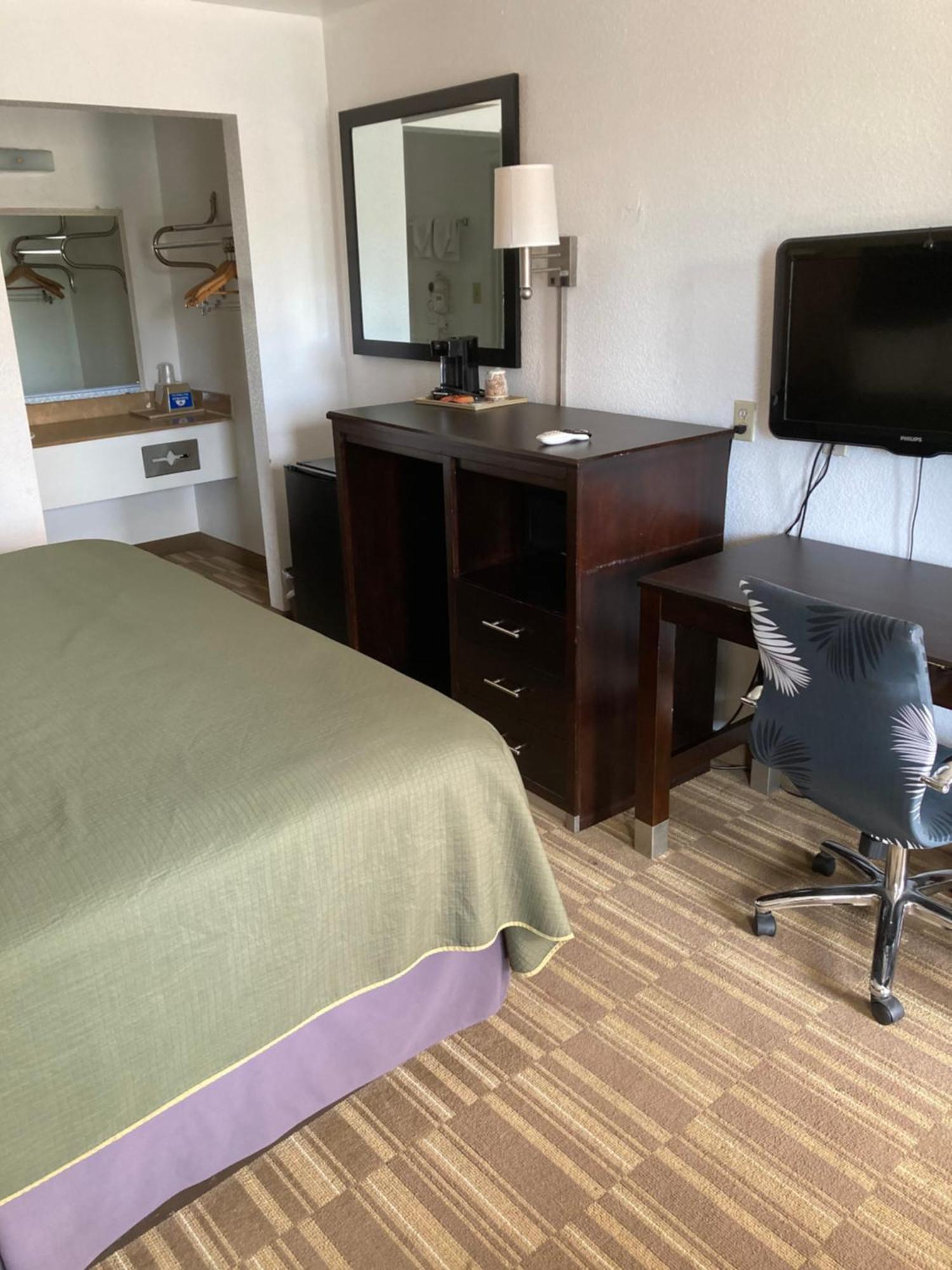 Americas Best Value Inn Clute Esterno foto