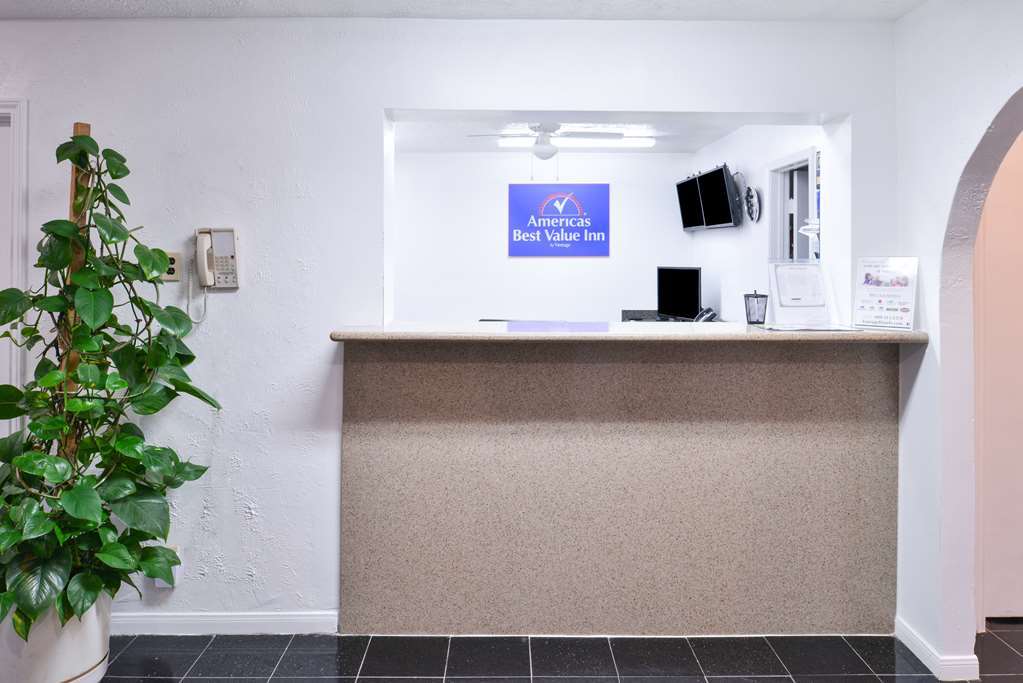 Americas Best Value Inn Clute Interno foto